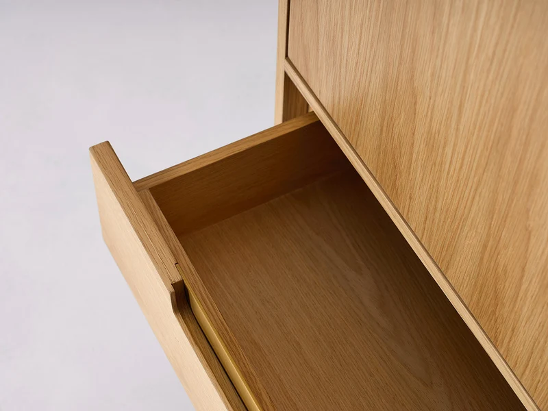 Kleiderschrank 01, Eiche