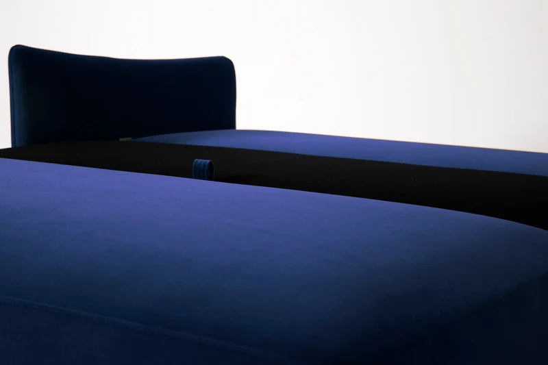 2,5-Sitzer-Schlafsofa Model 08, Indigoblau