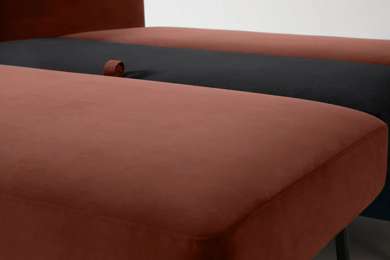 2,5-Sitzer-Schlafsofa Model 08, Ziegelrot