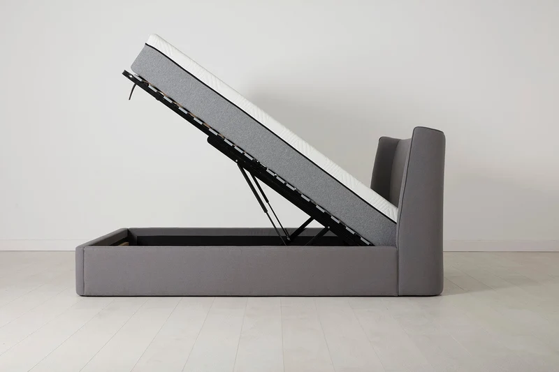 Bett 03 140cm x 200cm, Risso