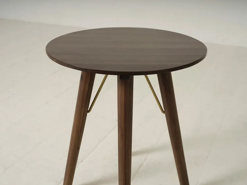 Beistelltisch 01, Nussbaum