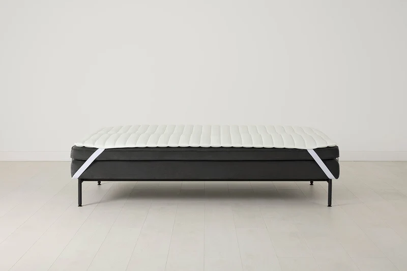 Model 11 Dreisitzer-Schlafsofa, Dunkelgrau