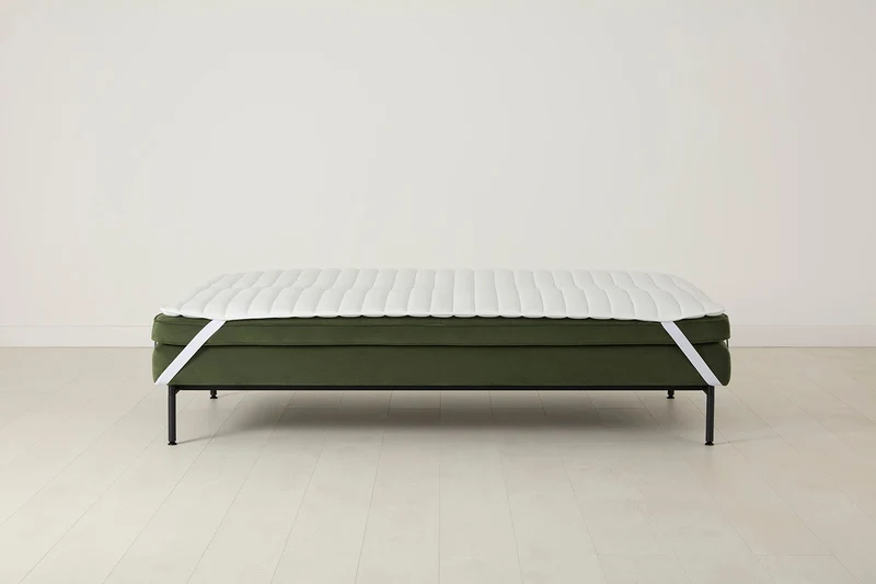 Model 11 Dreisitzer-Schlafsofa, Laubgrün