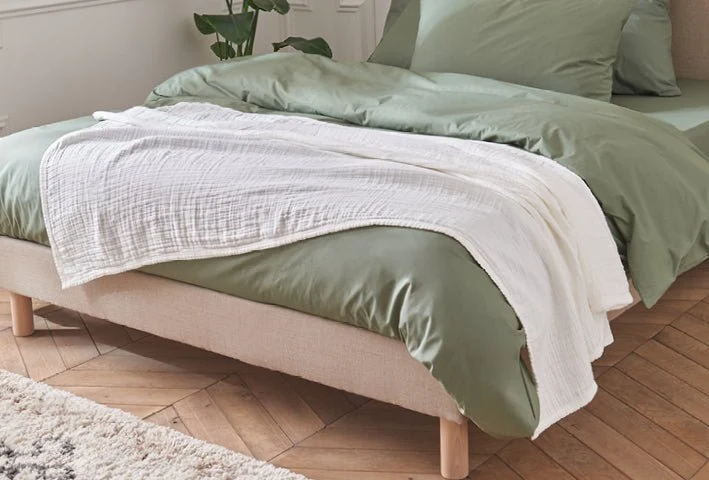 Plaid en gaze de coton biologique TIO