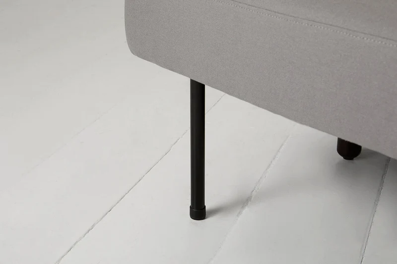 Model 04 Dreisitzer-Schlafsofa, Risso