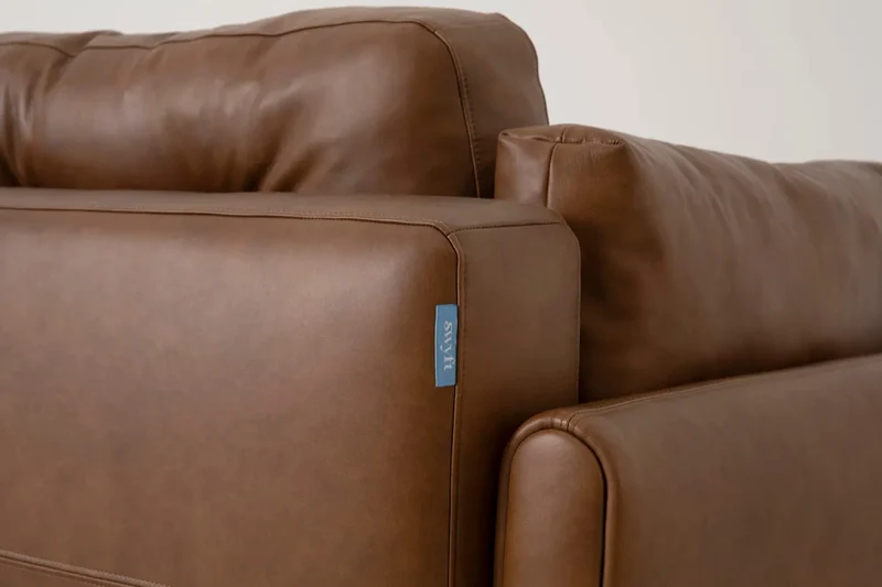 Model 04 Dreisitzer-Schlafsofa, Ahornbraun