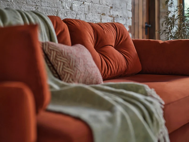 Model 04 Dreisitzer-Schlafsofa, Umbrabraun