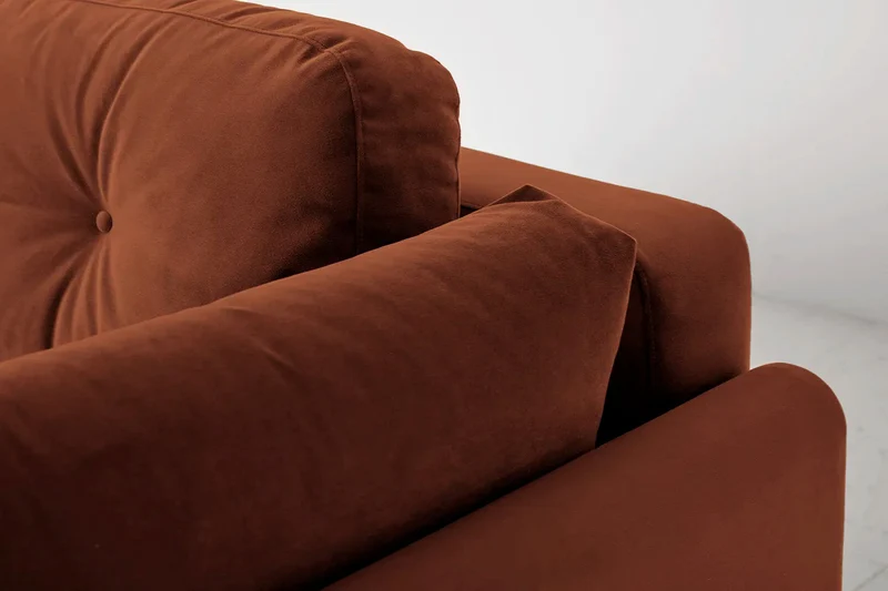 Model 04 Dreisitzer-Schlafsofa, Umbrabraun