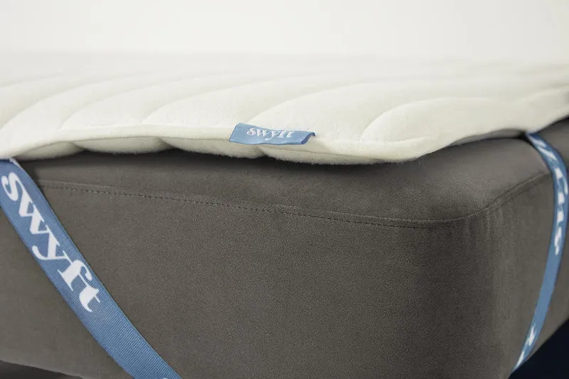 Model 04 Dreisitzer-Schlafsofa, Elefantengrau