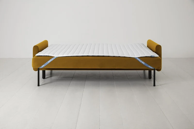 Model 04 Dreisitzer-Schlafsofa, Senfgelb