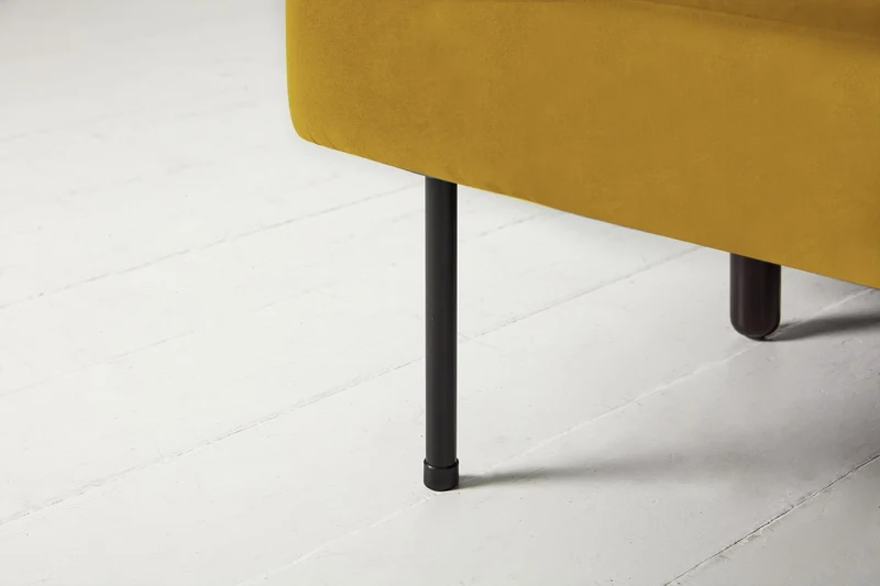 Model 04 Dreisitzer-Schlafsofa, Senfgelb