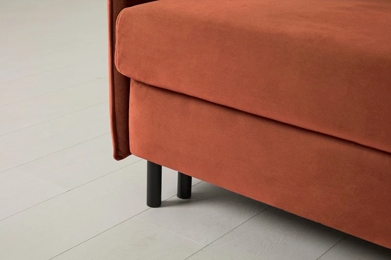 Model 12 Dreisitzer-Schlafsofa mit Chaiselongue links, Ziegelrot
