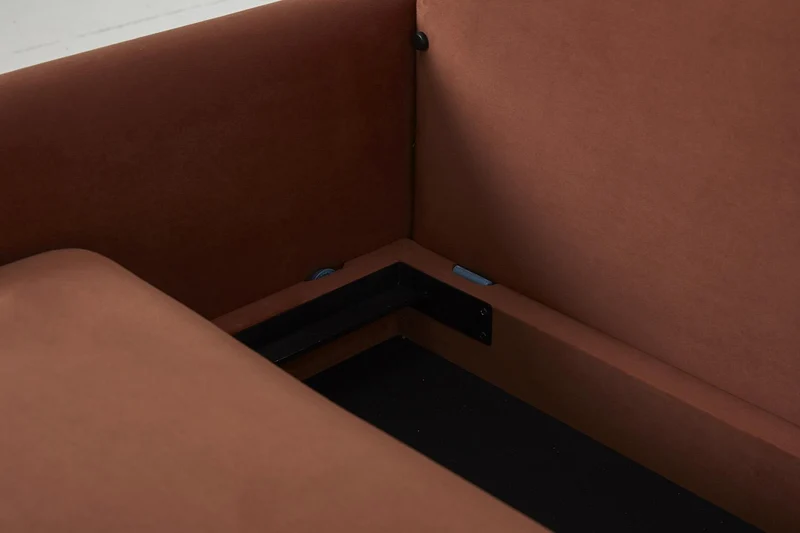 Model 04 Dreisitzer-Schlafsofa, Ziegelrot