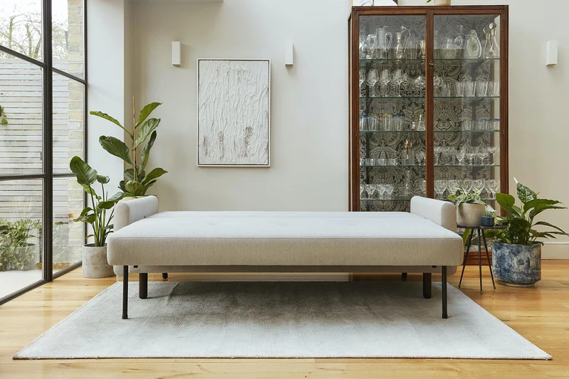 Model 04 Dreisitzer-Schlafsofa, Steingrau