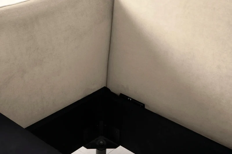 Model 08 Zweisitzer-Schlafsofa , Knochenweiß