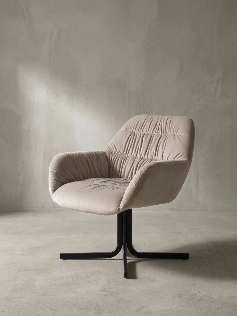 Loungesessel Samt mit Armlehnen und Metallgestell, gepolsterter Schalensitz, Beige 64x68x74 cm