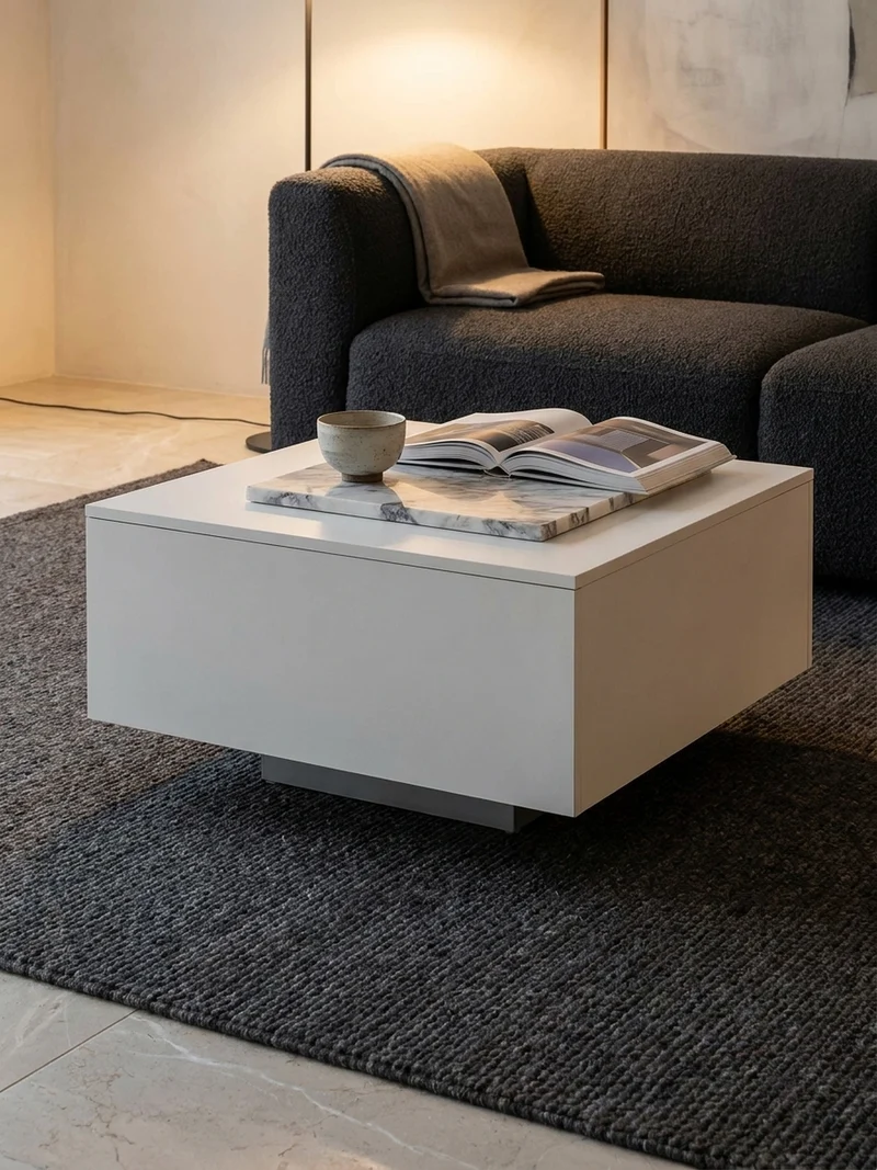 Couchtisch aus Holz, Puristisches Design, C-Form