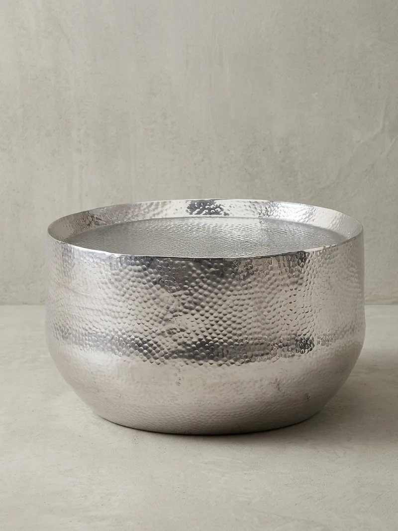 Couchtisch Orientalisch mit Hammerschlag-Struktur aus Aluminium und hohler Bauweise