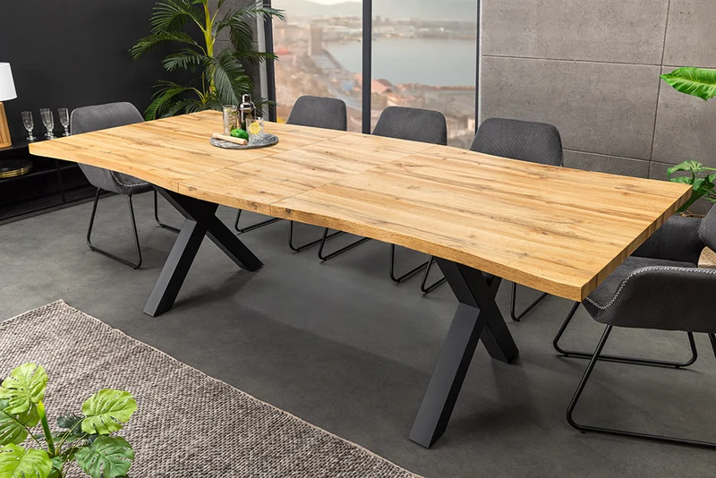 Ausziehbarer Esstisch OAKLAND 160-200cm Wildeiche-Design Baumkante