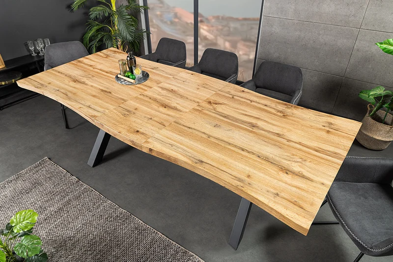 Ausziehbarer Esstisch OAKLAND 160-200cm Wildeiche-Design Baumkante