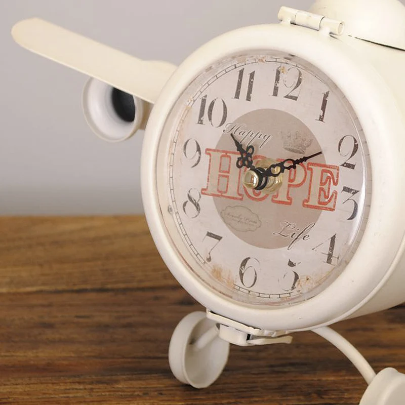 Vintage Tischuhr AIRCRAFT aus Metall im Retro-Design