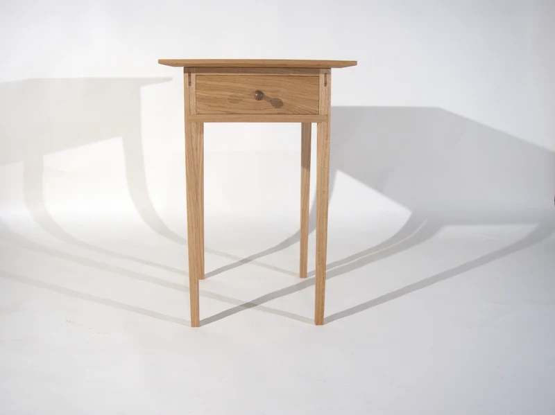 Nachttisch "Shaker"