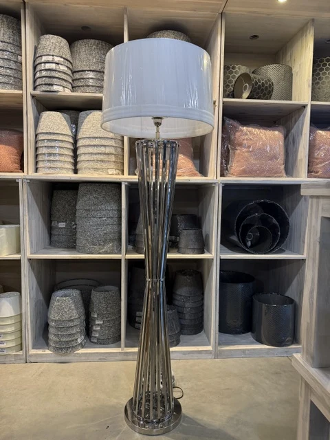Stehlampe Silber, Stehleuchte mit Lampenschirm weiß, Höhe 180 cm