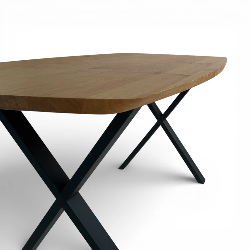 Lavida Freiform Tisch – Wildeiche, Kreuzfuß (140×80 cm)