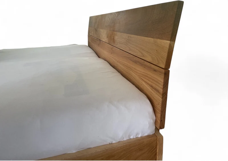 Bett Mona Eiche Massivholz