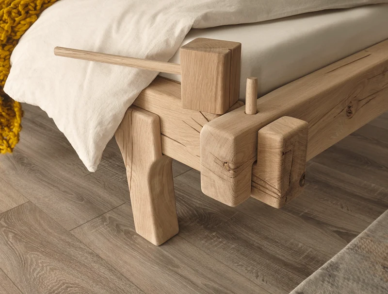 Massivholzbett INGER 180x200 cm – Eiche Naturholz
