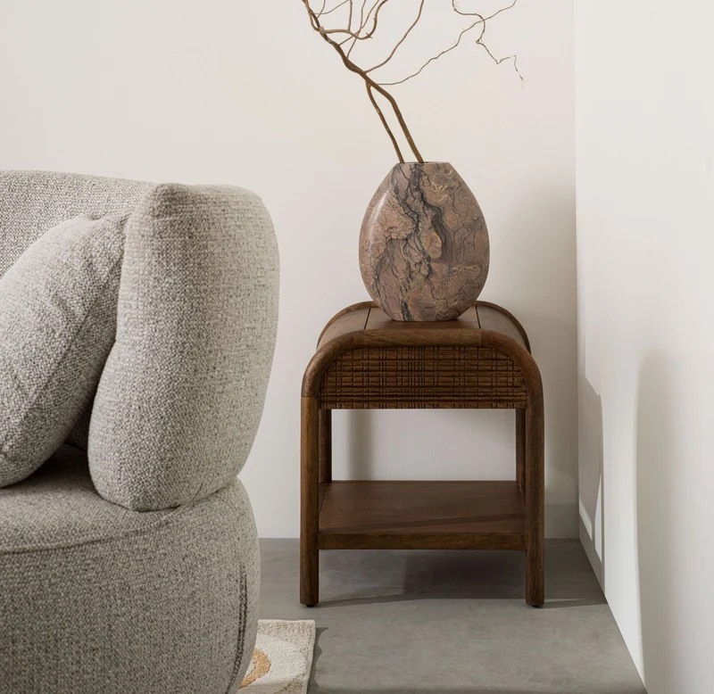 Nachttisch Sanat | Handgefertigtes Designmöbel aus Mangoholz
