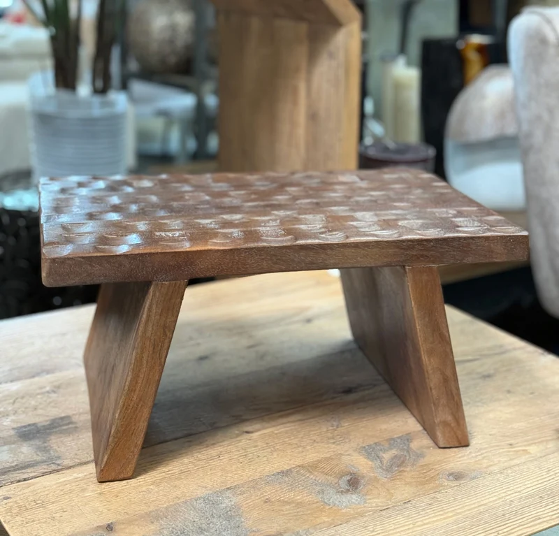 Rustikaler Mangoholz-Blumentisch/Hocker