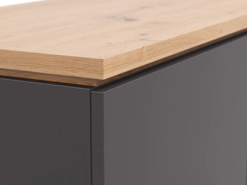Yamael 4-Door Cabinet