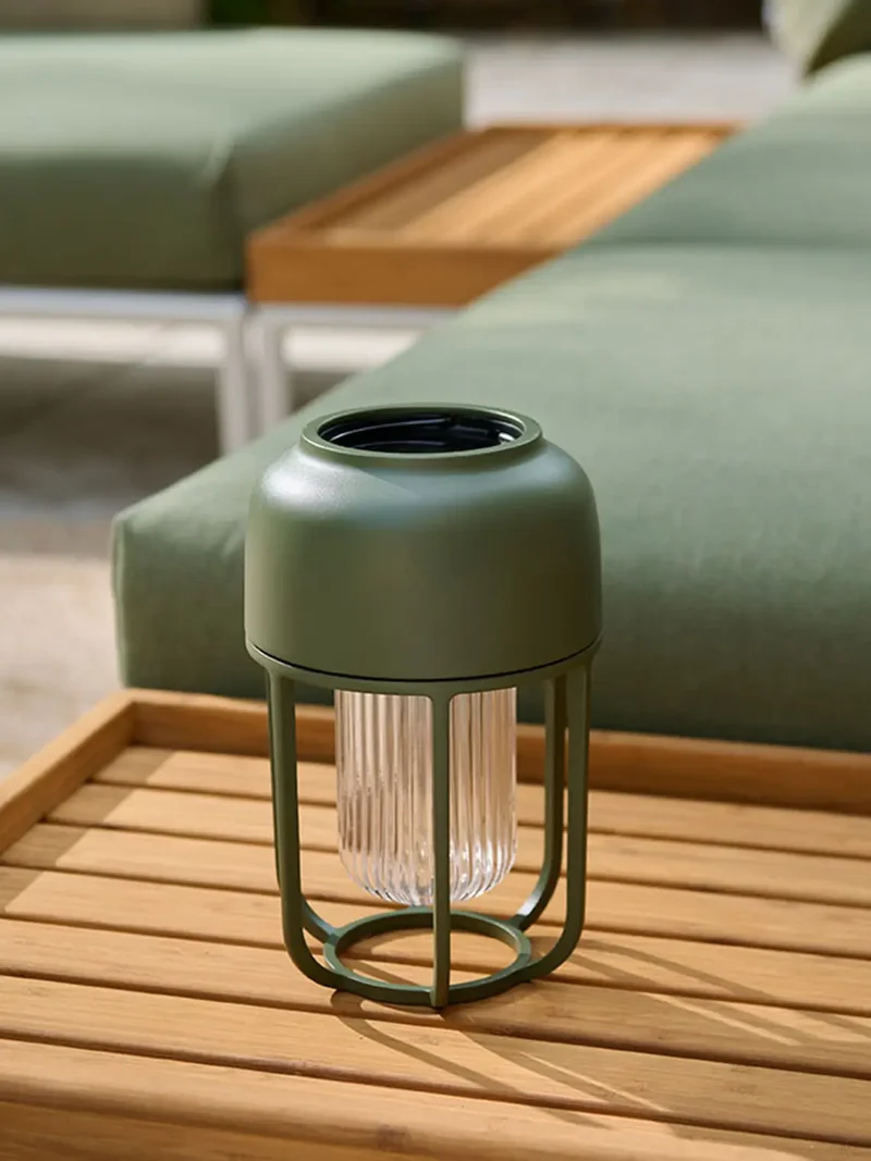 LIGHT No.1 tragbare Outdoor-Solarleuchte