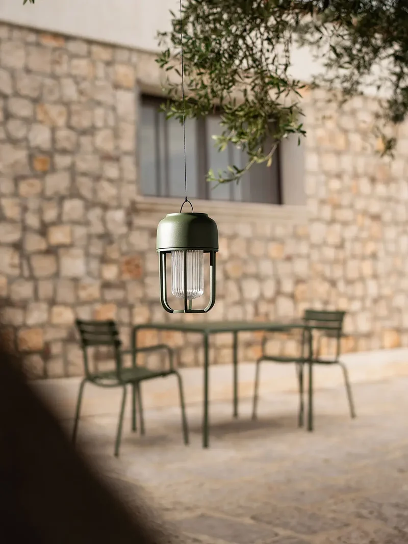 LIGHT No.1 tragbare Outdoor-Solarleuchte