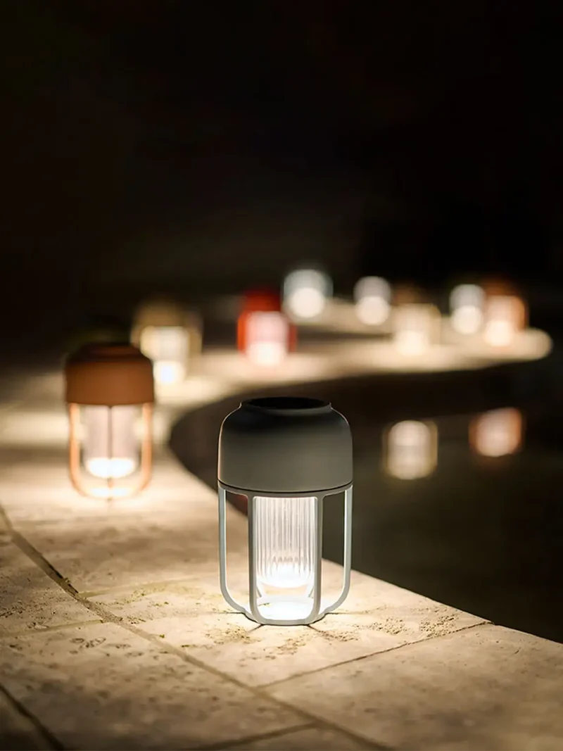 LIGHT No.1 tragbare Outdoor-Solarleuchte