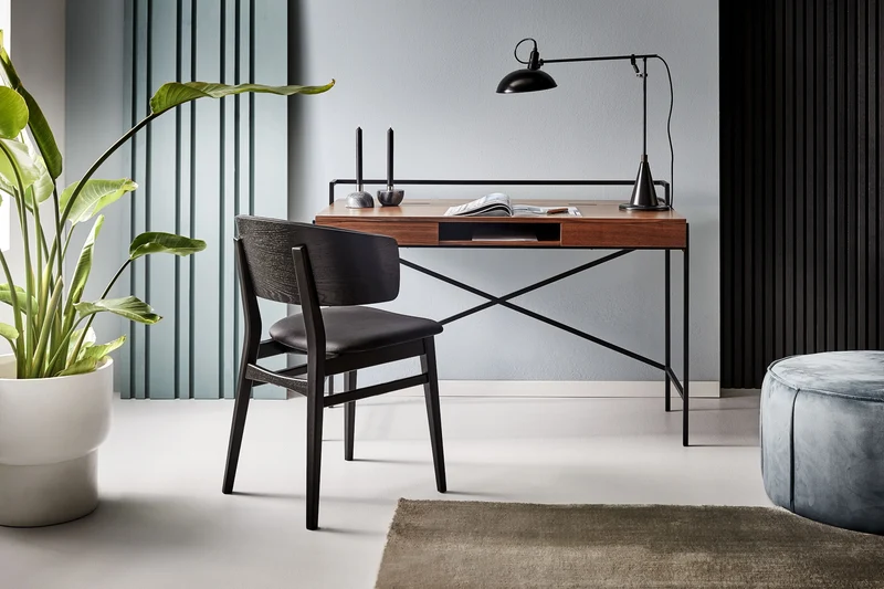 Switch On Tischleuchte – Industrial Chic in klassisch & vernickelt
