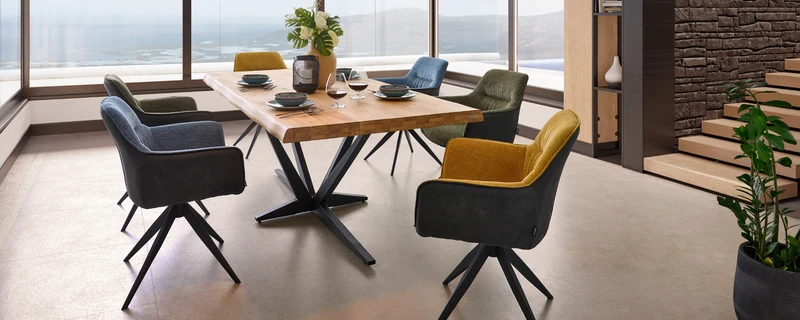 Akita Swivel Chair – Blue