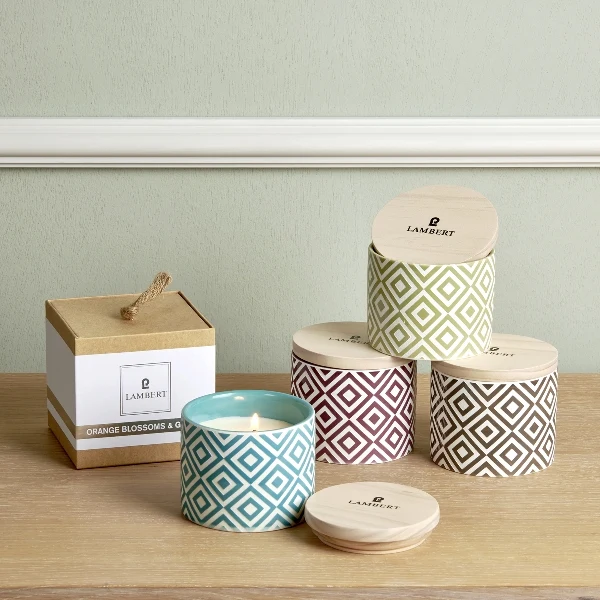Ebba Duftkerze Taupe mit Deckel – Orange Blossoms & Ginger