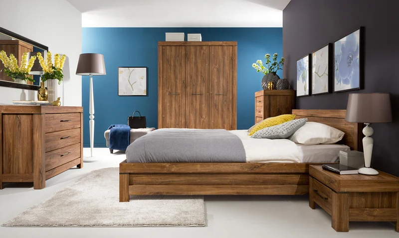 Gent Bed 160 — Tall Headboard, Natural Wood Grain & Stirling Oak Finish