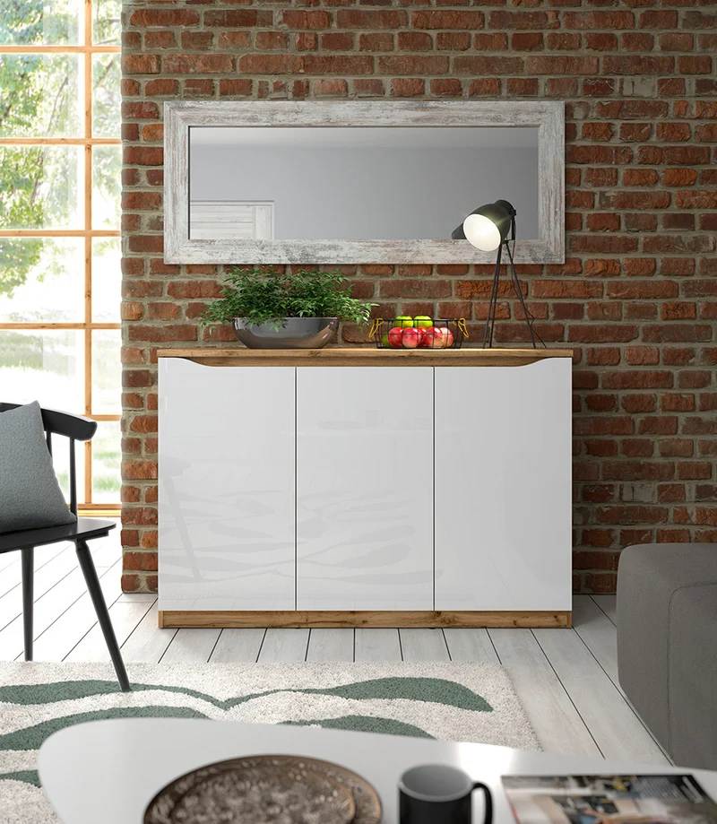 Nuis 3-Door Sideboard Cabinet 135×91.5 cm – Wotan Oak & White Gloss