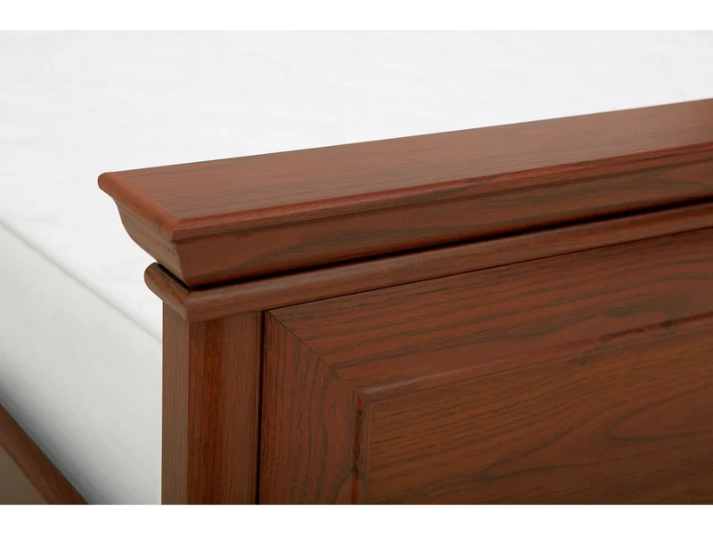 Kent Double Bed 160×200 cm – Classic Carved Headboard | Chestnut