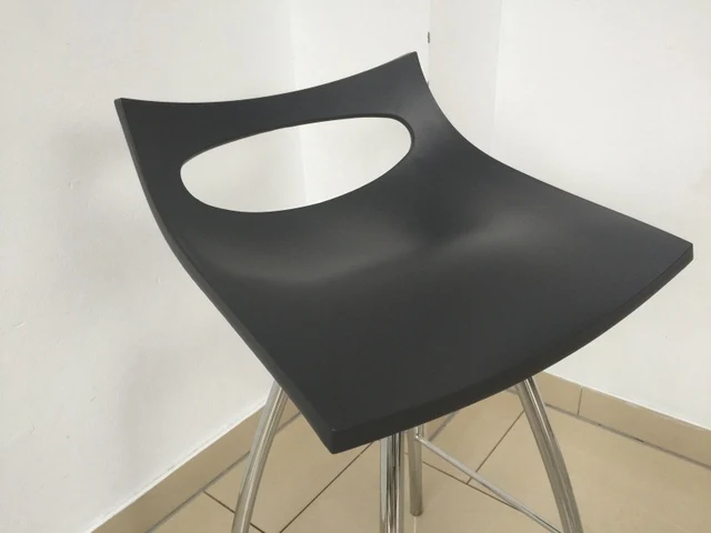Design Barhocker schwarz, Barstuhl schwarz verchromtes Gestell, Sitzhöhe 80 cm