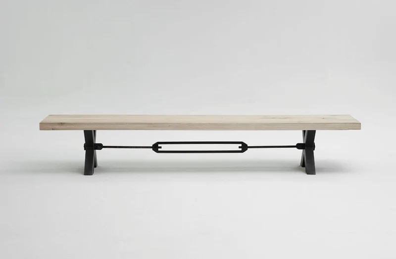 Bank aus Eiche massiv und Metall, Sitzbank im Industriedesign, Maße 220 x 40 cm