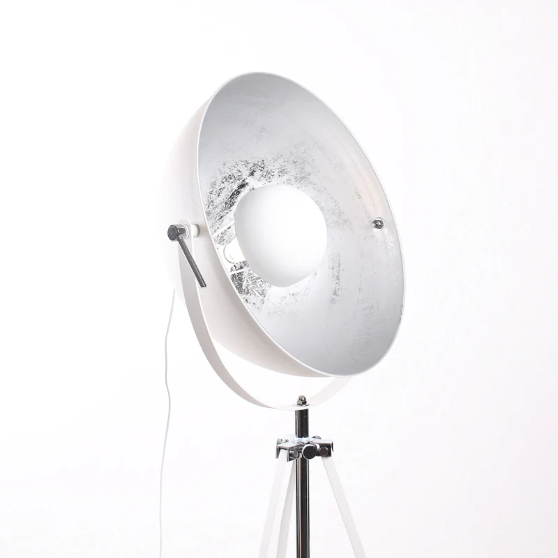 Stehleuchte Spot in weiß-silber, Stehlampe weiß Industrie
