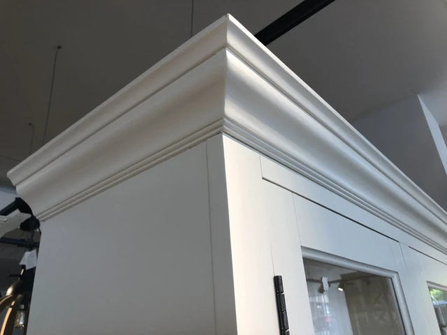 Vitrinen weiß Landhausstil, Wohnzimmerschrank weiß Landhaus, Buffetschrank weiß, Breite 230 cm