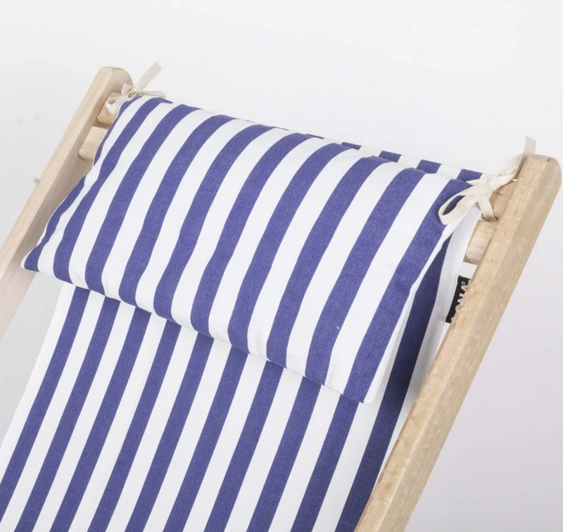 Sonnenliege mit Nackenkissen aus Massivholz und 100 % Baumwolle, Strandstuhl gestreift rot-weiß