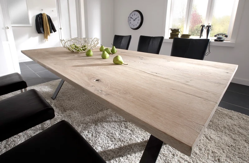 Esstisch aus massiv Eiche, Tisch mit einem Gestell aus Metall, Maße 280 x 100 cm