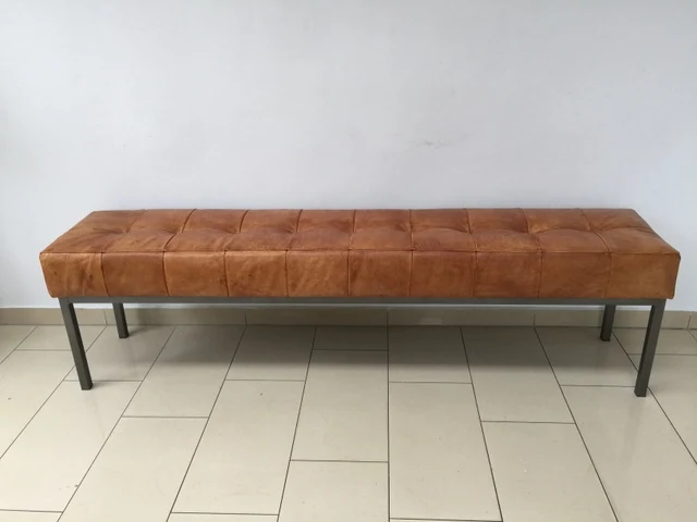 Bank Echtleder und Metall, Sitzbank im Industriedesign, Maße 220 x 40 cm