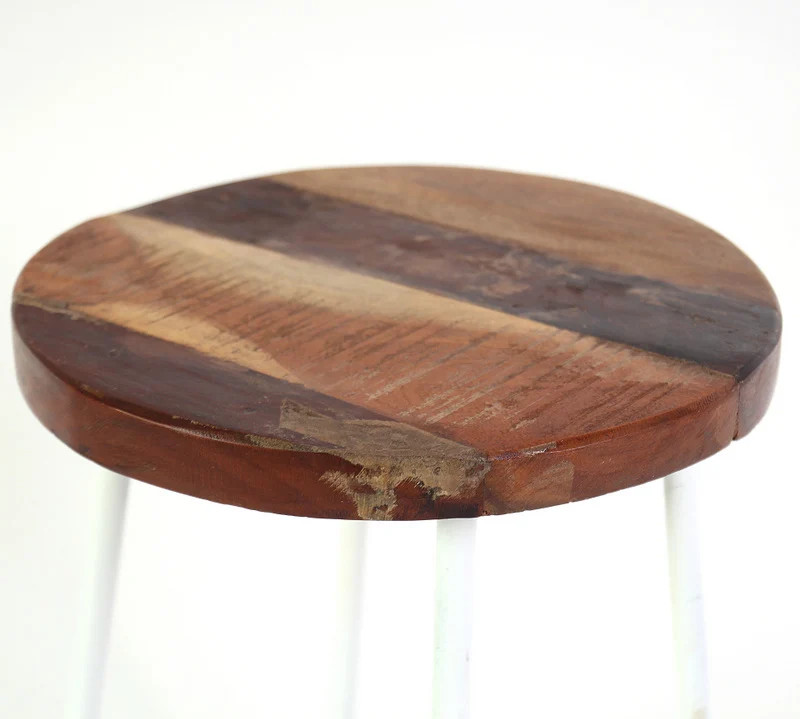 Hocker aus Metall und Massivholz im Industriedesign, Höhe 45 cm